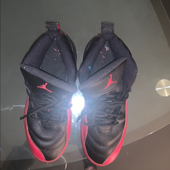 Jordan 12 retro Flu Game - Picture 4 of 4